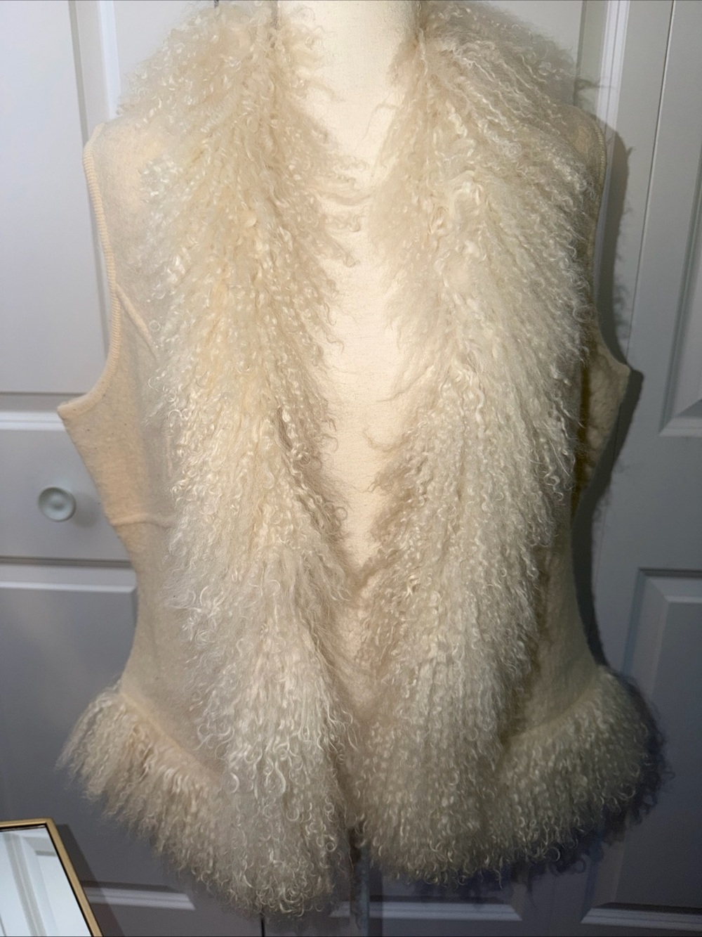 Vtg genuine Mongolian lamb fur wool vest large